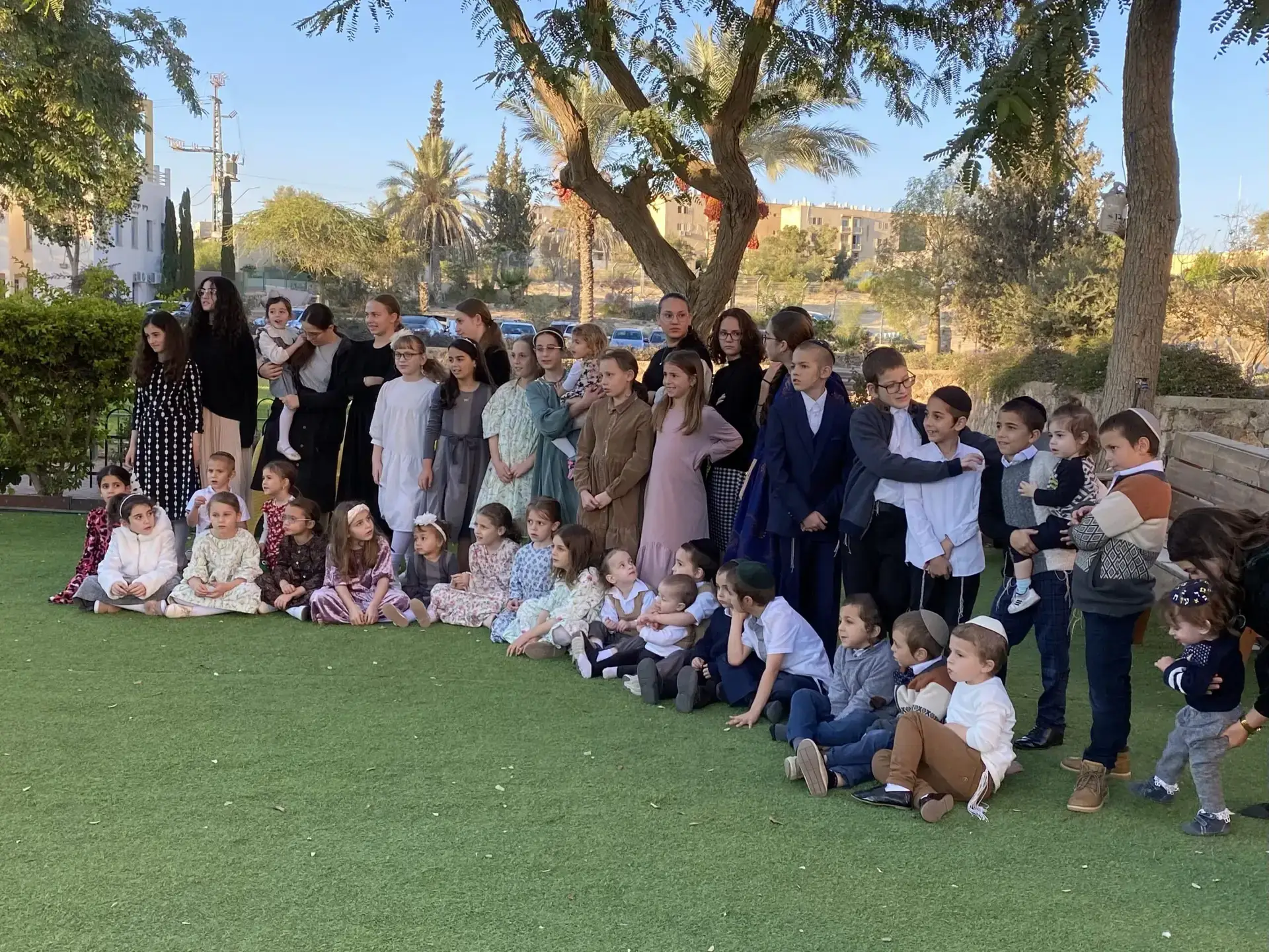 Children of the Ohr Chabad community playing together